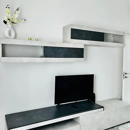 New Comfortable Roma